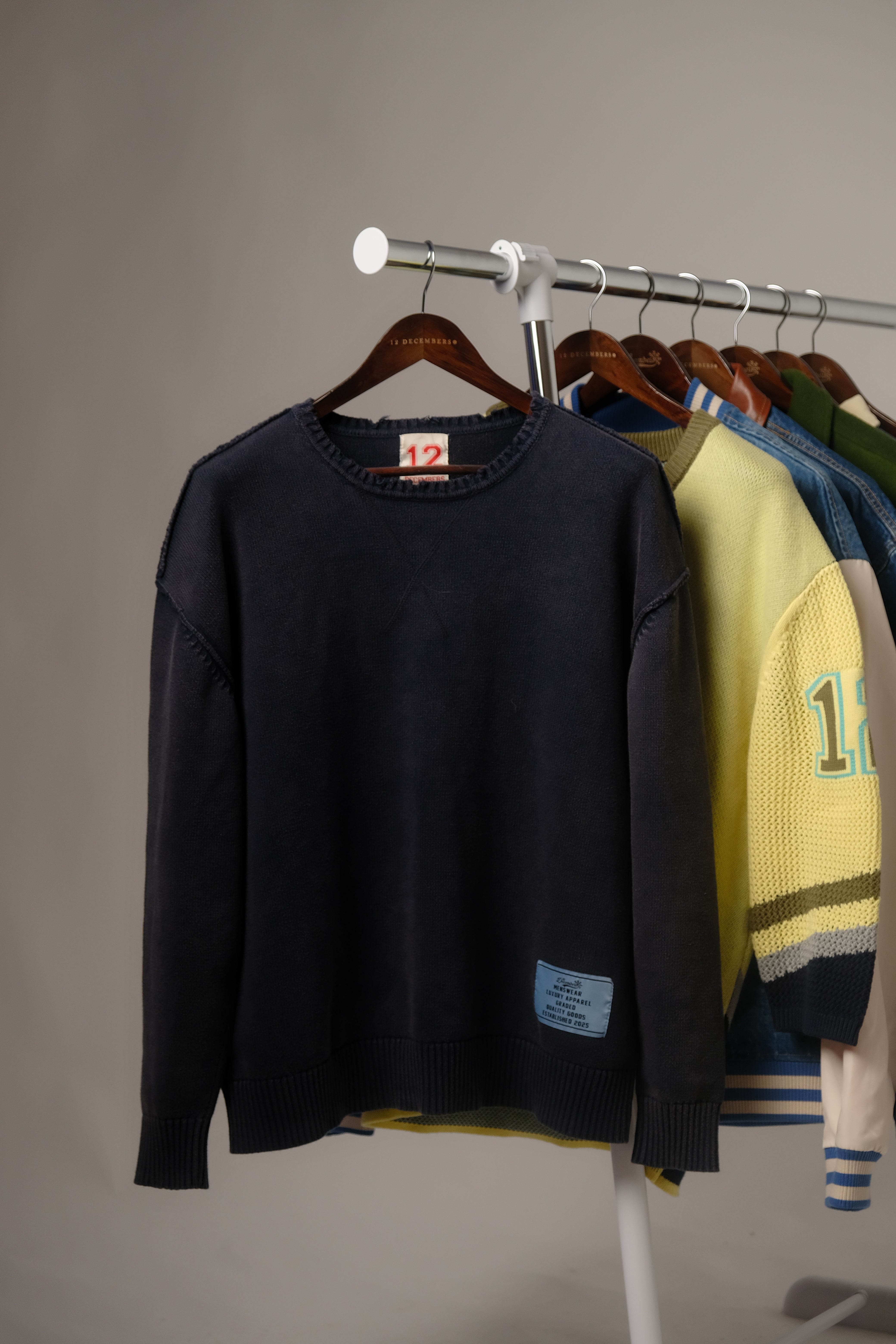 12 KNIT HEAVYWEIGHT CREW NECK