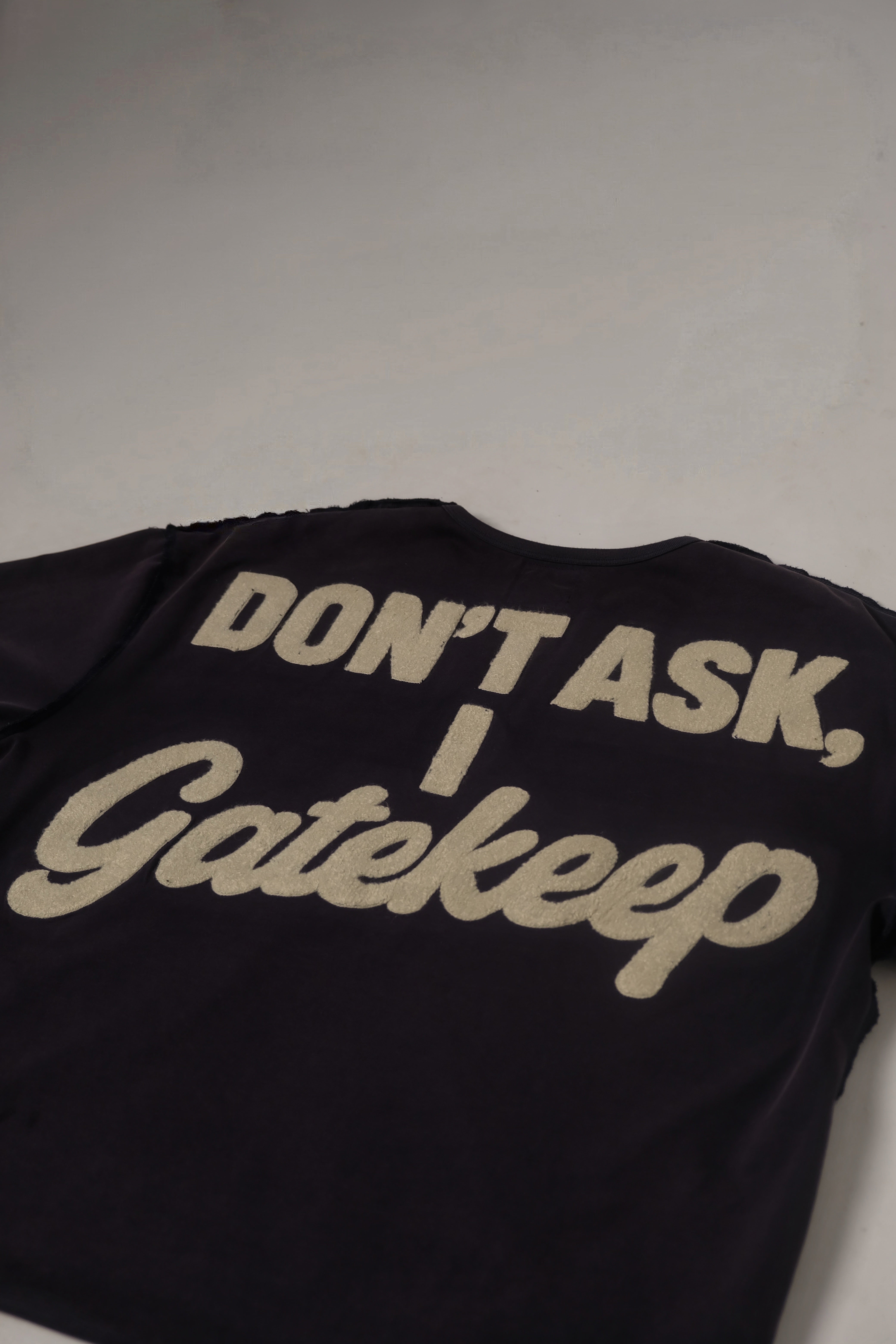 12 GATEKEEP TEE