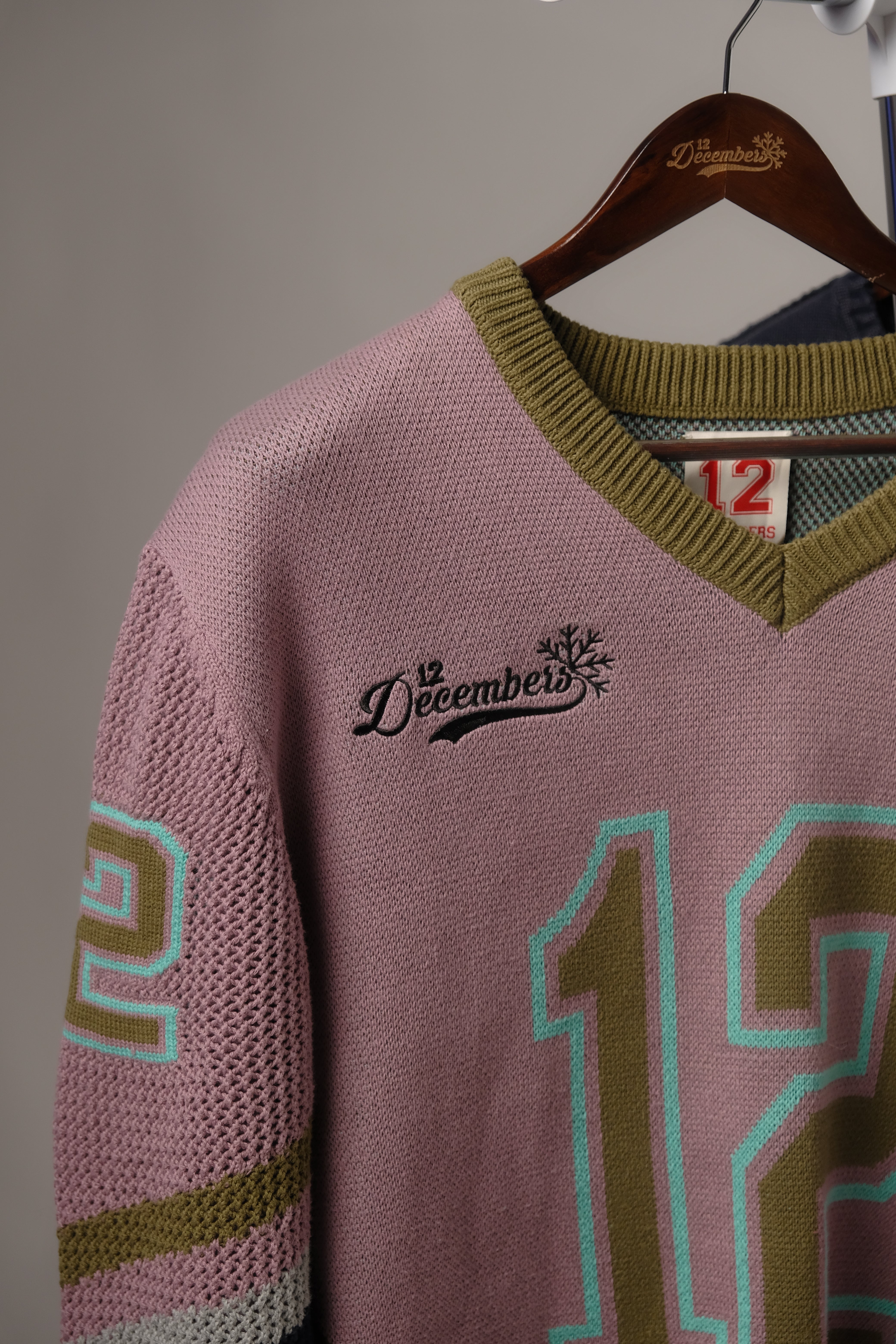 12 MAUVE KNIT HOCKEY